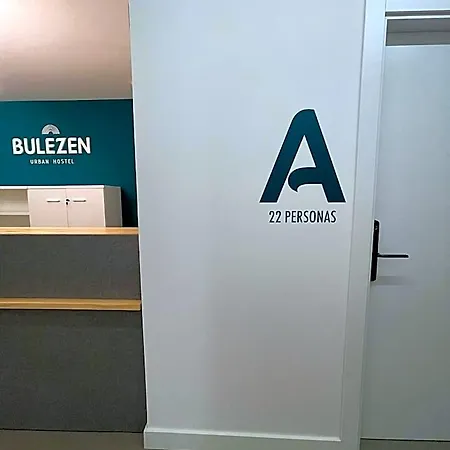 Bulezen Urban Hostel *