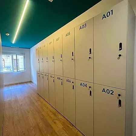Hostel Bulezen Urban *
