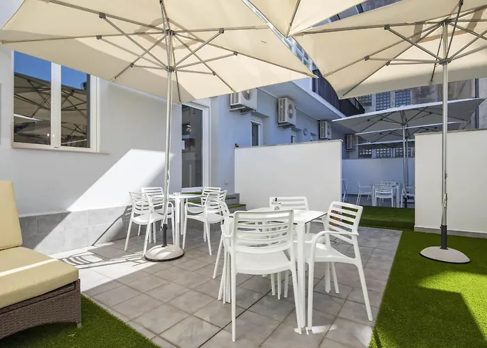 Bulezen Urban Hostel *